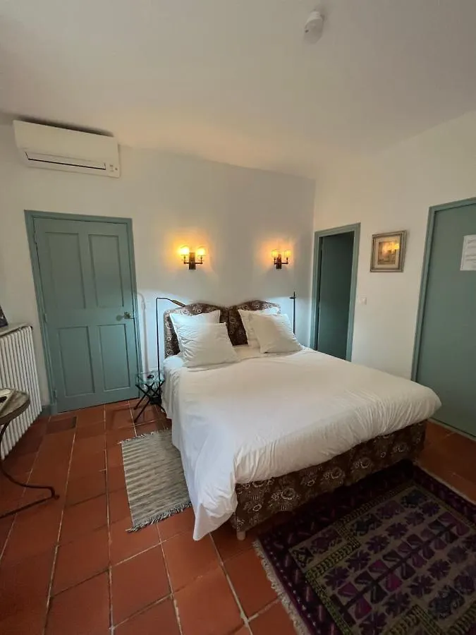 Bed and Breakfast Face Au Palais Avignone Bed & Breakfast